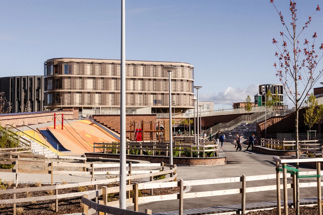 Lervig skole 4 LRWEB